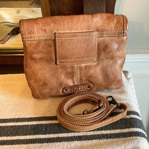 NWOT Bed Stu Leather Ziggy Clutch Crossbody Belt Bag Tan Rustic Retail $165 - Picture 4 of 16